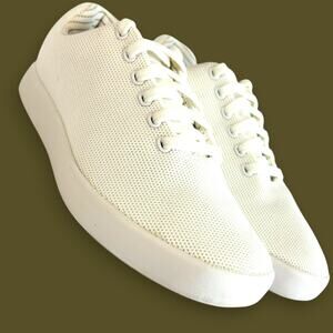 Atoms Womens 6.75 Sneaker Mens 5.25 Model 000 Designed in California